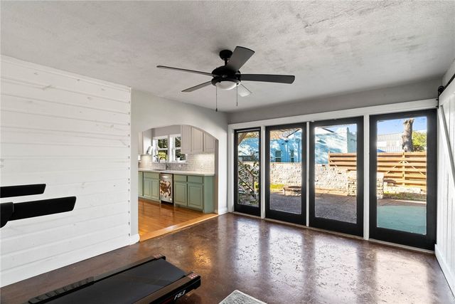 302 Cole St, Corpus Christi, TX 78404