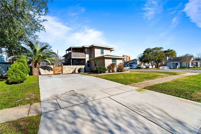 302 Cole St, Corpus Christi, TX 78404