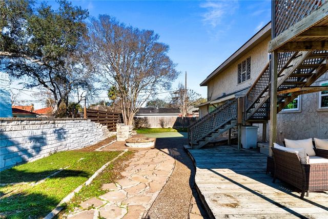 302 Cole St, Corpus Christi, TX 78404