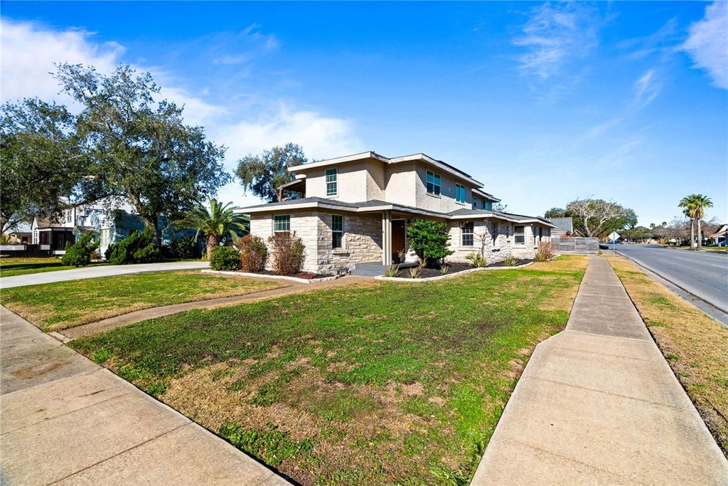 302 Cole St, Corpus Christi, TX 78404