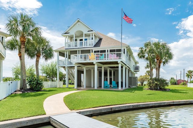 3635 Cove Lane, Galveston, TX 77554