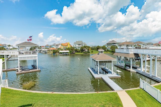 3635 Cove Lane, Galveston, TX 77554