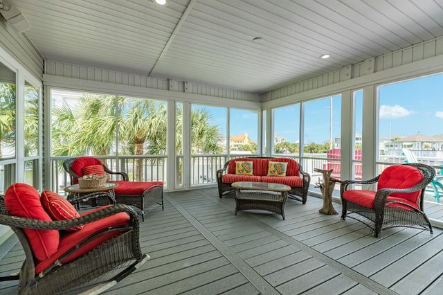 3635 Cove Lane, Galveston, TX 77554