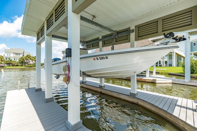 3635 Cove Lane, Galveston, TX 77554