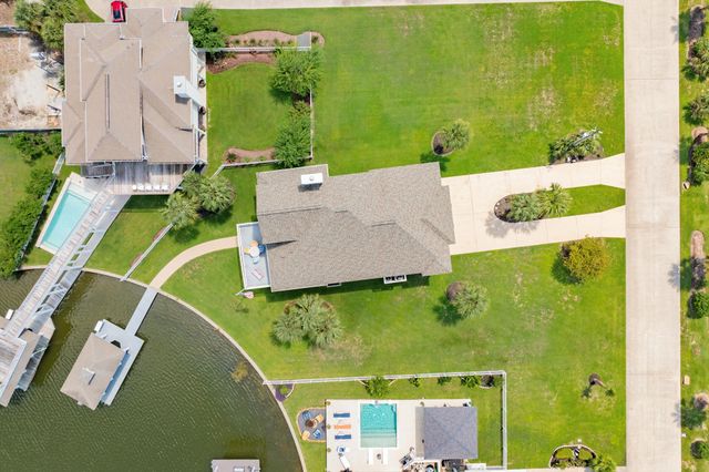 3635 Cove Lane, Galveston, TX 77554