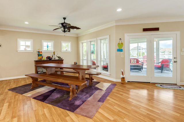 3635 Cove Lane, Galveston, TX 77554
