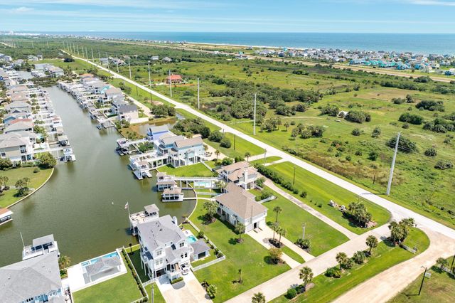 3635 Cove Lane, Galveston, TX 77554