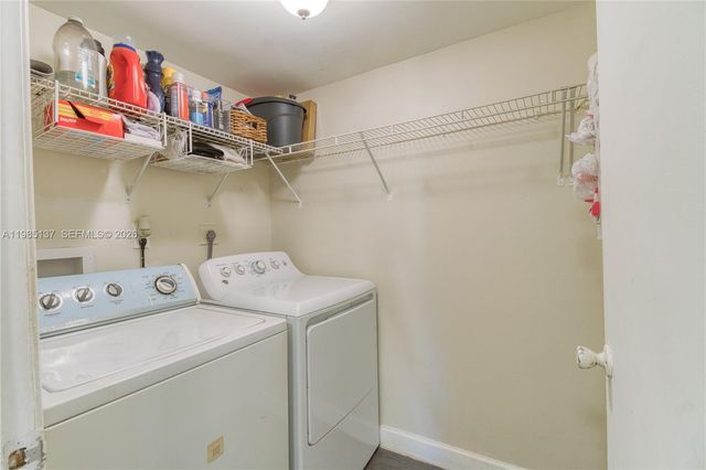 3095 N Oakland Forest Dr 104, Oakland Park, FL 33309