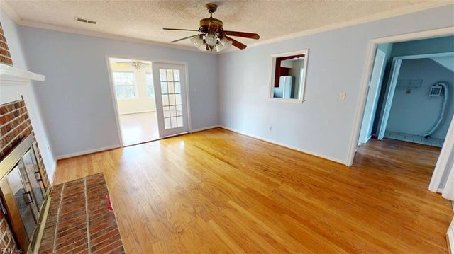 4025 Bakerfield RD, Virginia Beach, VA 23453