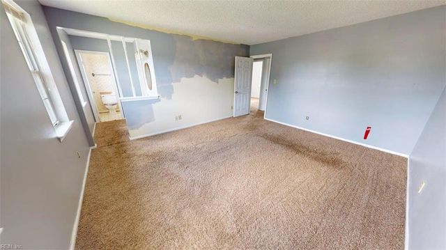 4025 Bakerfield RD, Virginia Beach, VA 23453