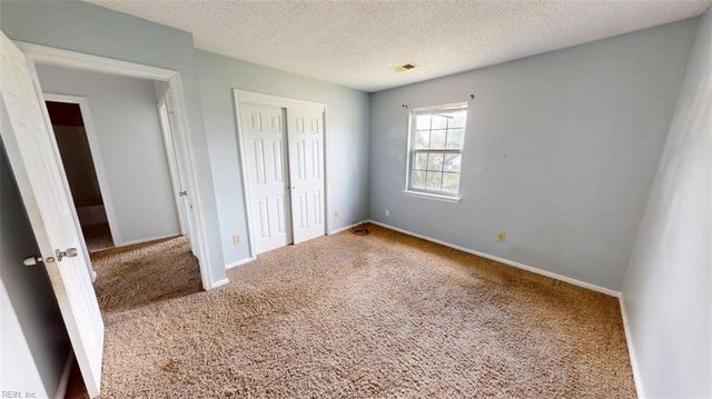 4025 Bakerfield RD, Virginia Beach, VA 23453