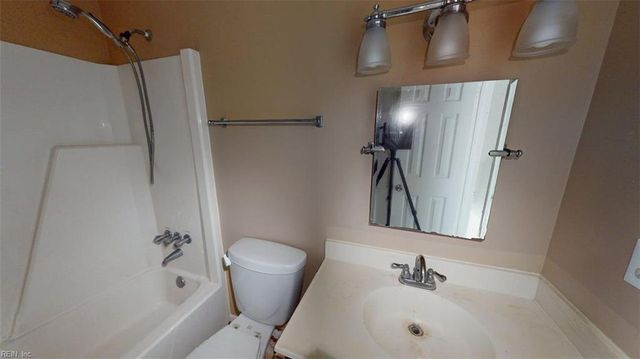 4025 Bakerfield RD, Virginia Beach, VA 23453