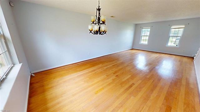 4025 Bakerfield RD, Virginia Beach, VA 23453