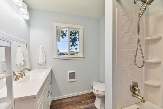 11312 W Betz Rd, Cheney, WA 99004