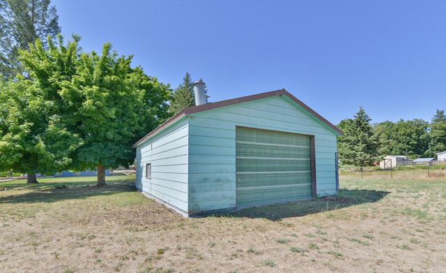 11312 W Betz Rd, Cheney, WA 99004