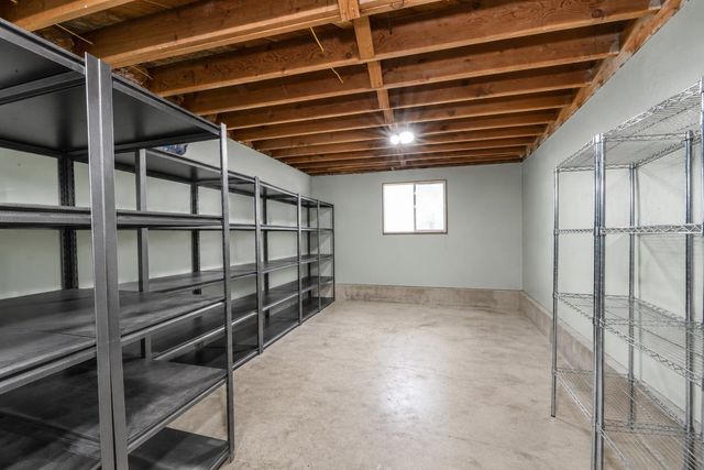 11312 W Betz Rd, Cheney, WA 99004