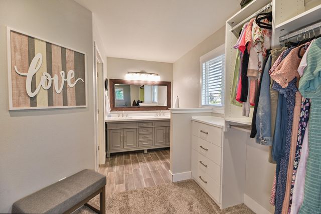 11312 W Betz Rd, Cheney, WA 99004