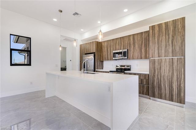 2833 NW 45th PL, Cape Coral, FL 33993