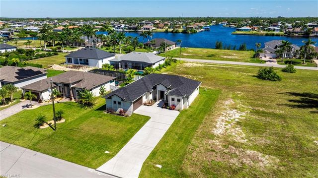 2833 NW 45th PL, Cape Coral, FL 33993