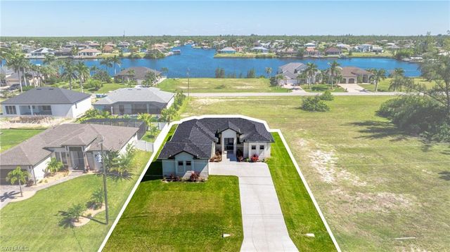 2833 NW 45th PL, Cape Coral, FL 33993