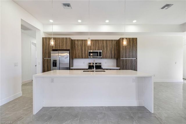 2833 NW 45th PL, Cape Coral, FL 33993