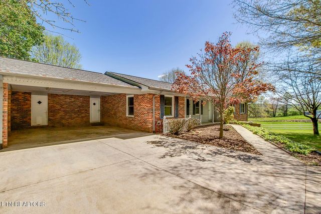 823 Old Harriman Hwy, Oliver Springs, TN 37840