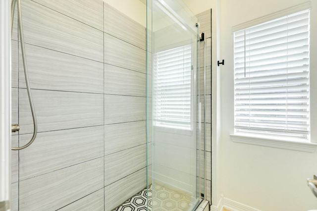 2814 Keagan Falls Drive, Manvel, TX 77578