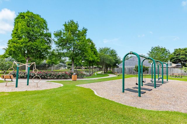 2814 Keagan Falls Drive, Manvel, TX 77578