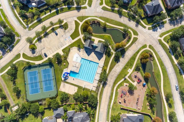 2814 Keagan Falls Drive, Manvel, TX 77578