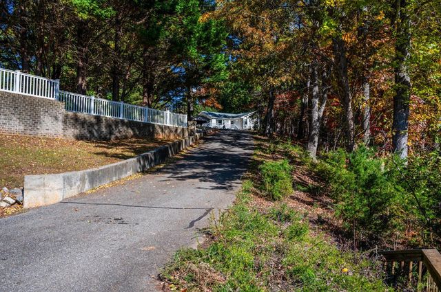 404 Heather Lane, Huddleston, VA 24104