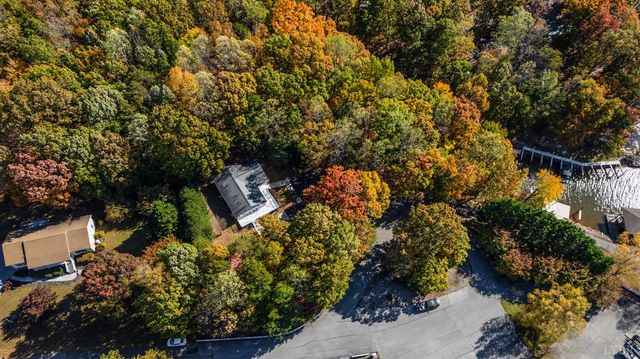 404 Heather Lane, Huddleston, VA 24104