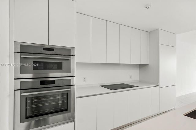 700 NE 24TH ST 4102, Miami, FL 33137