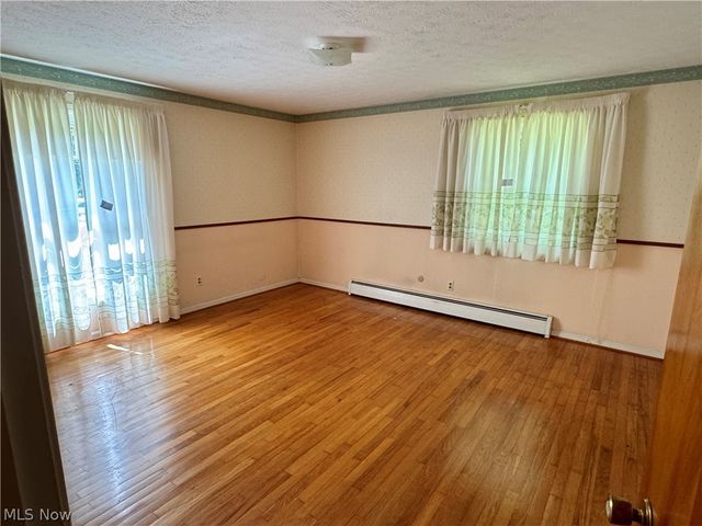 2838 Forest Lane, Willoughby Hills, OH 44094