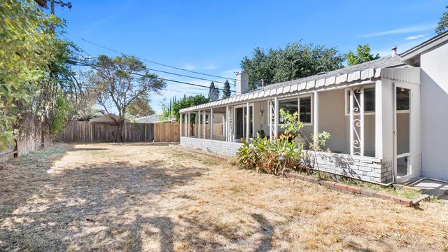 2476 Glenfaire Dr, Rancho Cordova, CA 95670