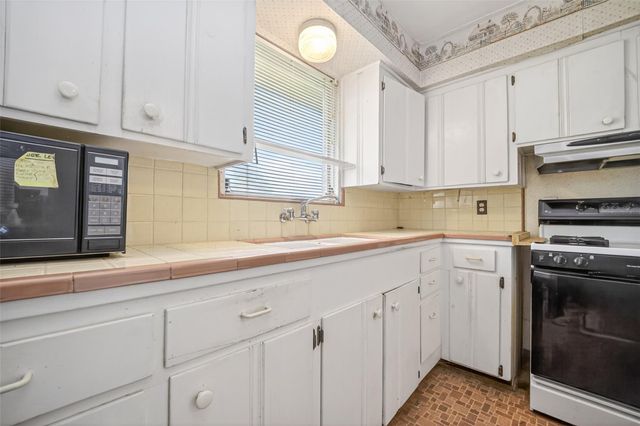 13017 Joliet Street, Houston, TX 77015