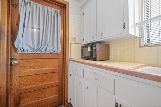 13017 Joliet Street, Houston, TX 77015