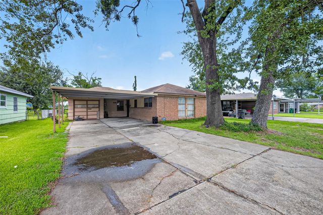 13017 Joliet Street, Houston, TX 77015