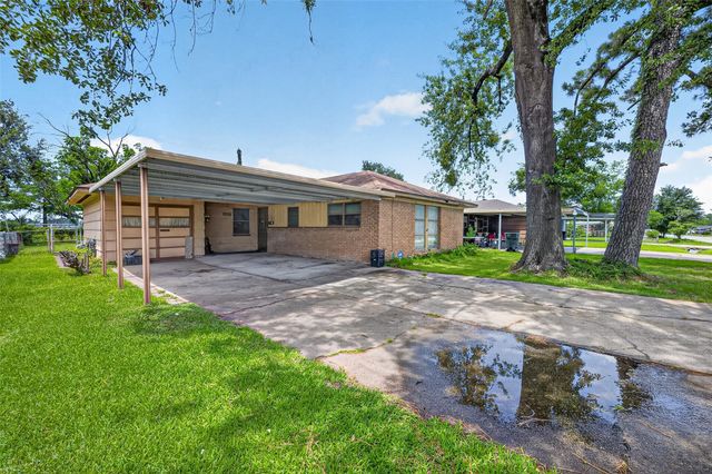 13017 Joliet Street, Houston, TX 77015