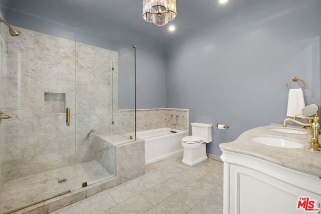187 N Citrus Avenue, Los Angeles, CA 90036