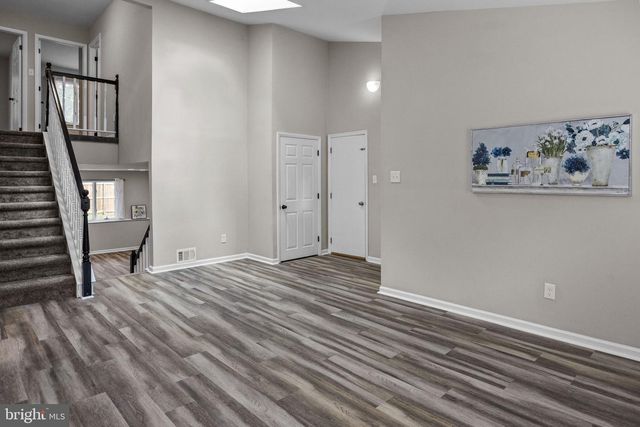 111 HIDDEN VALLEY LN, Newtown, PA 18940