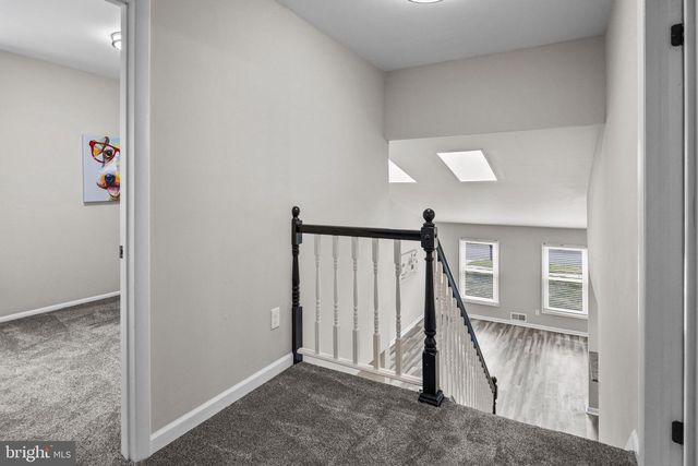 111 HIDDEN VALLEY LN, Newtown, PA 18940