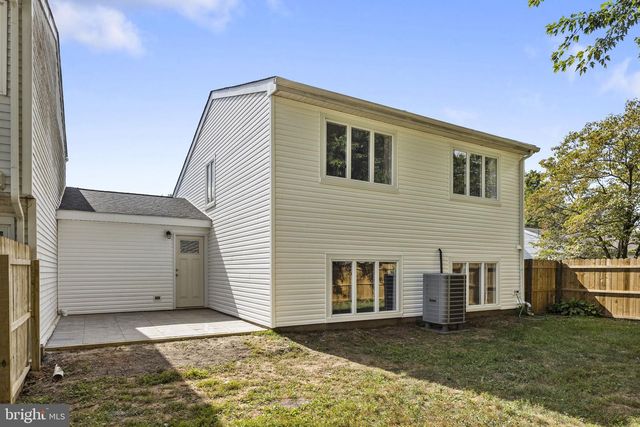 111 HIDDEN VALLEY LN, Newtown, PA 18940