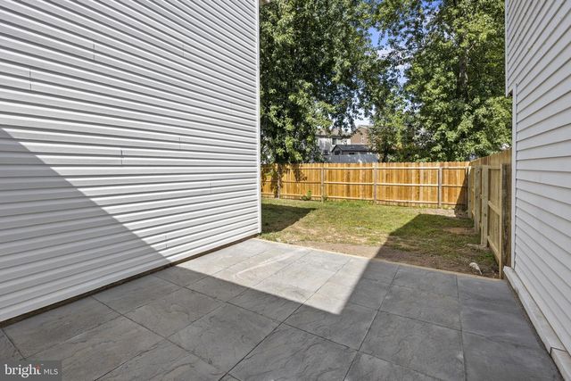 111 HIDDEN VALLEY LN, Newtown, PA 18940