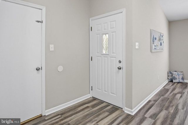 111 HIDDEN VALLEY LN, Newtown, PA 18940