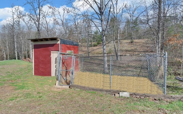 140 Newman Road, Farner, TN 37333