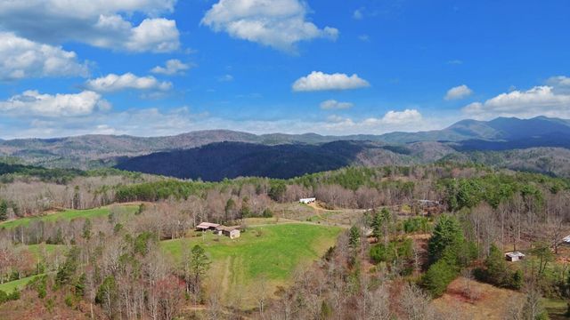 140 Newman Road, Farner, TN 37333