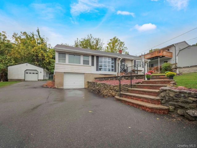 1 Major Andre Drive, Stony Point, NY 10980