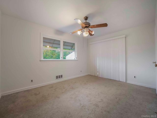 1 Major Andre Drive, Stony Point, NY 10980