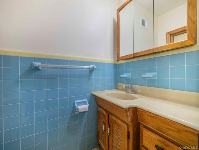 1 Major Andre Drive, Stony Point, NY 10980