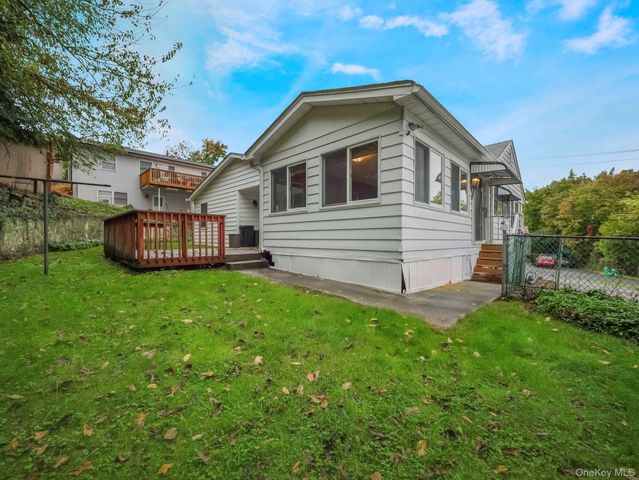 1 Major Andre Drive, Stony Point, NY 10980